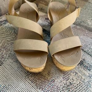 CL by Laundry Beige Wedge Sandals